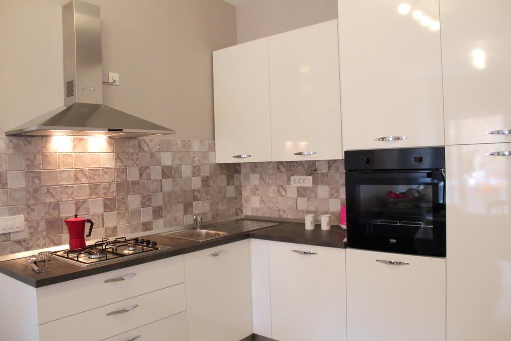 Apartments Basan Ловран Екстер'єр фото